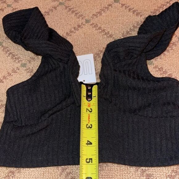 Urban Outfitters ruffle crop top NWT XS - Picture 7 of 7